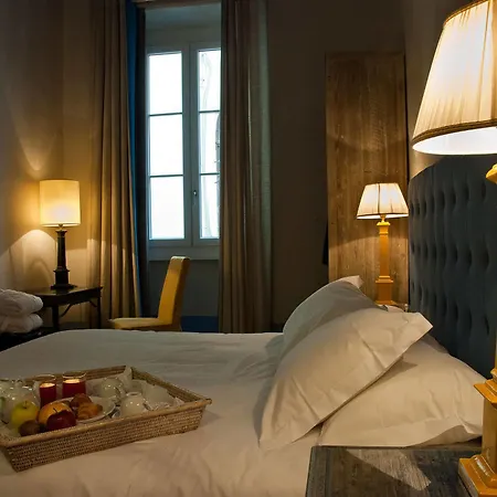 Guest house Black 5